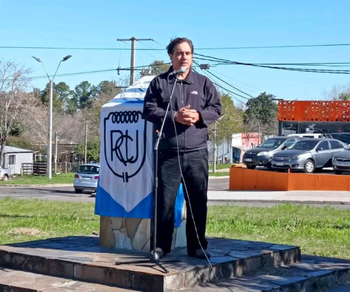 Radioaficionados: Víctor Gómez, que toda la vida practicó la radioafición y hoy preside el Radio Club Uruguayo