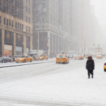 Nueva York declara estado de emergencia ante histórica tormenta de nieve este viernes